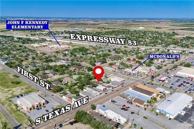 Building Photo - 130 N Texas Ave