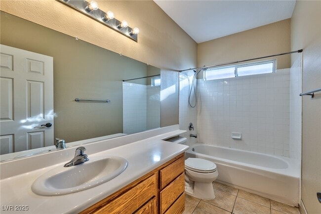 Building Photo - 809 Royal Birch Ln