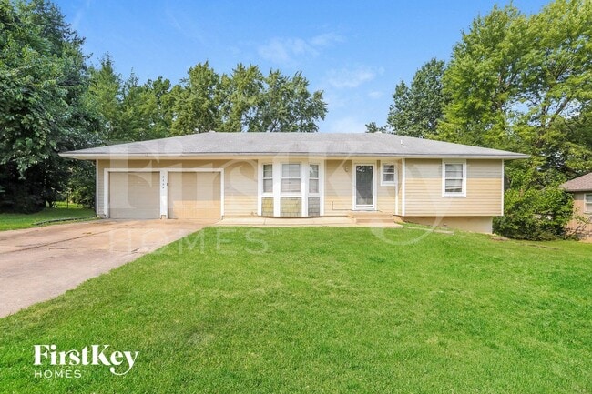 Building Photo - 8304 Hunter