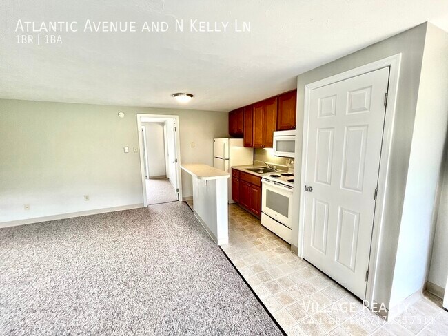 Building Photo - Budget-Friendly newly-remodeled 1-bed with...