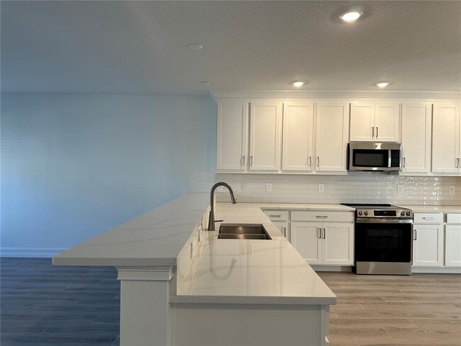 Building Photo - 28413 Grassland Rnch Ln