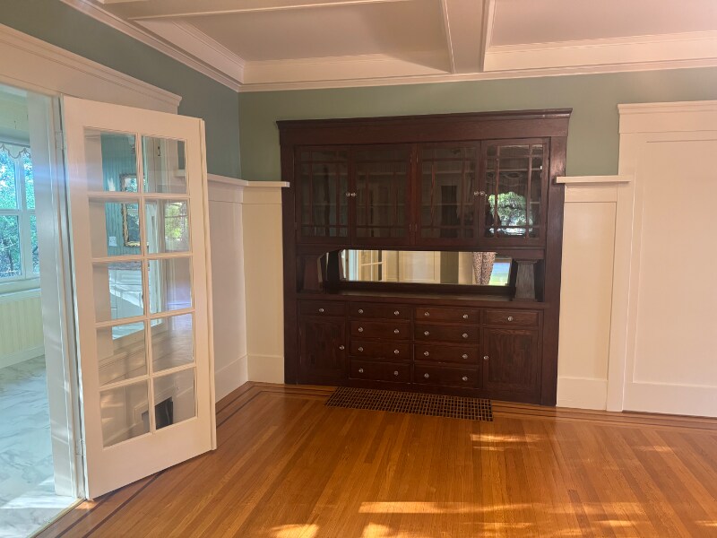 Building Photo - 199 Saranap Ave