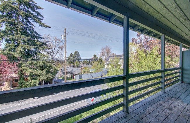 Building Photo - 3102 Harney St