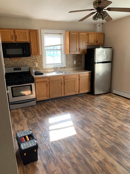 Building Photo - 101 Whitehall St