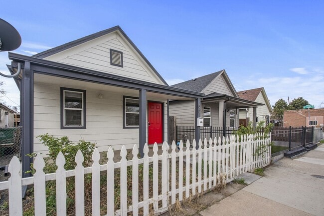 Building Photo - Cute Two Bedroom 1 Bathroom House in North RiNo