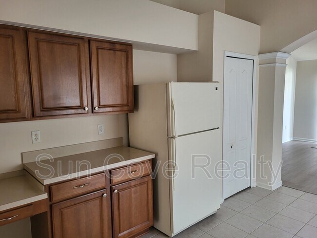 Building Photo - 7607 Mariners Harbour Dr