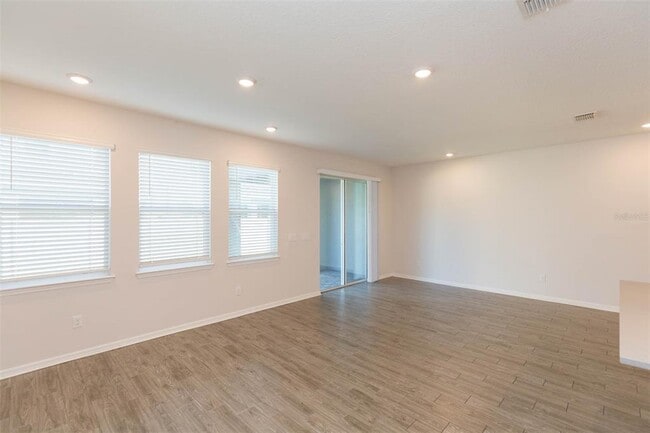 Building Photo - 1119 Lady Gouldian Ct