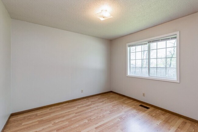 Building Photo - 4126 Harris St