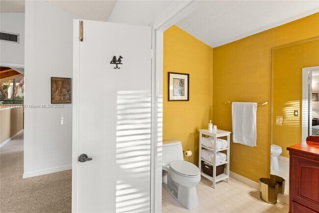 Building Photo - 9033 SW 78th Pl