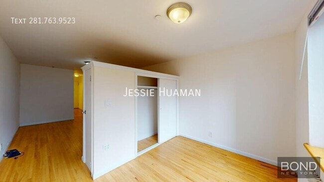 Building Photo - 1570 First Ave -4GH