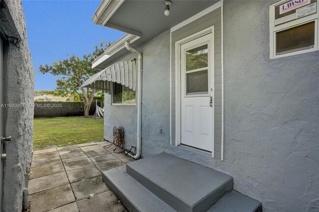 Building Photo - 249 SW 4th St