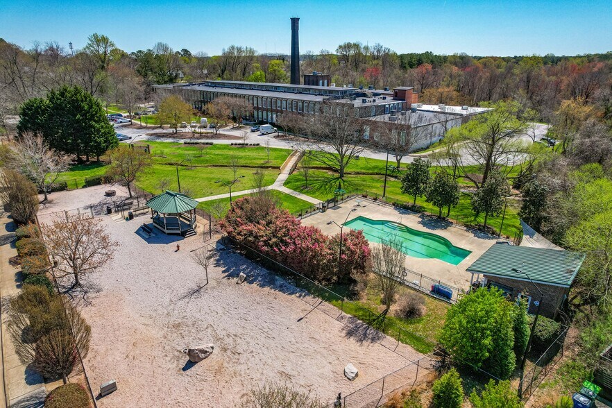 Building Photo - 1535 Caraleigh Mills Ct