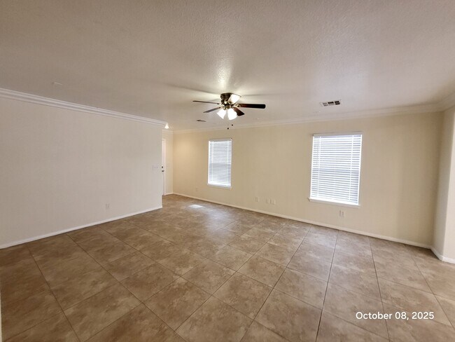 Building Photo - 9986 Shallot Ct