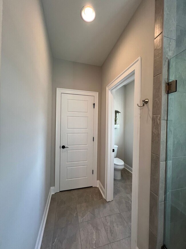 Building Photo - Available July 1, 2026!