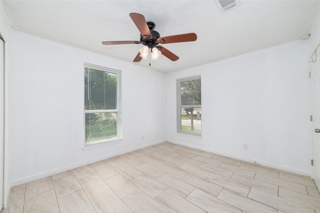 Building Photo - 10907 Sageleaf Ln