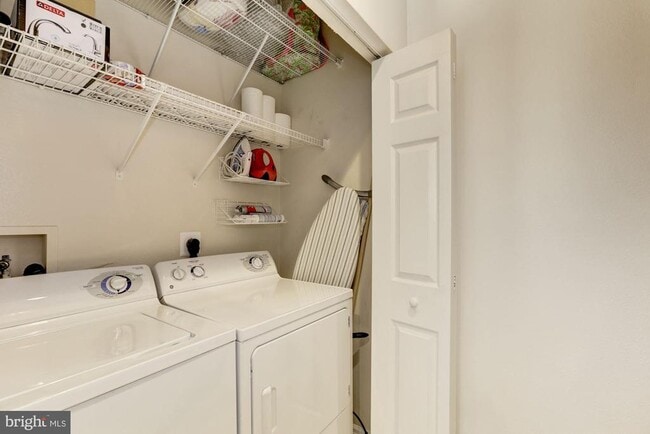 Building Photo - 11800 Old Georgetown Rd