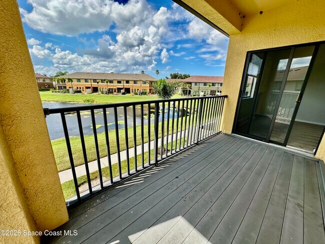 Building Photo - 1310 Lara Cir