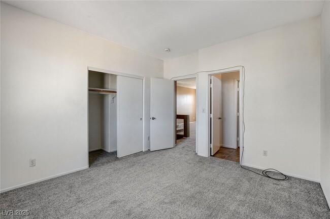 Building Photo - 3008 Hot Cider Ave