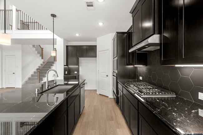 Building Photo - 2610 Glacier Pt Dr