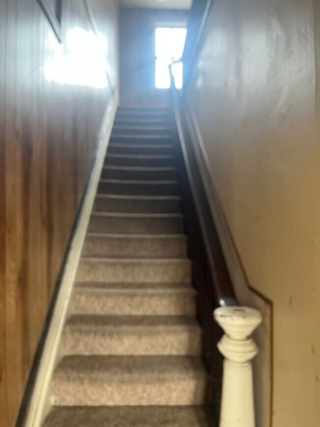 Building Photo - 15413 Norwood Ave