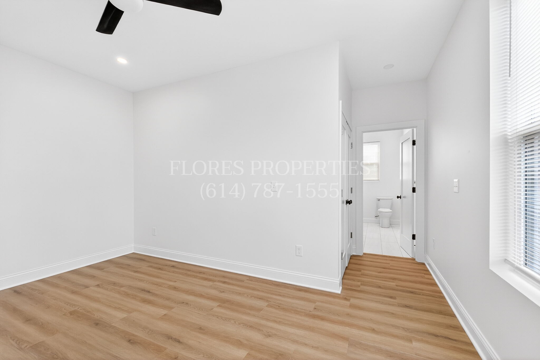 Building Photo - 696 S 22nd St