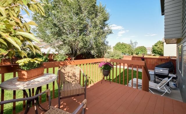 Building Photo - 3759 Jefferson Dr