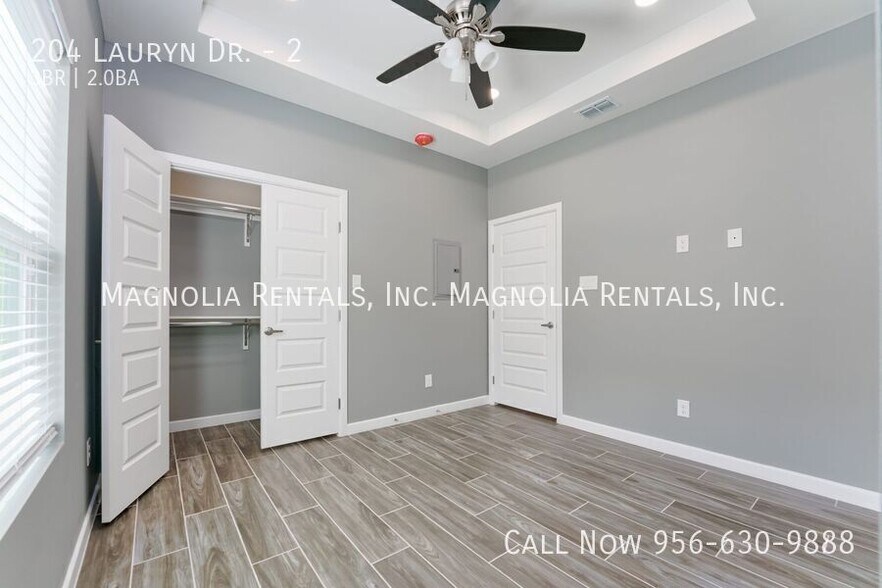 Building Photo - 204 Lauryn Dr