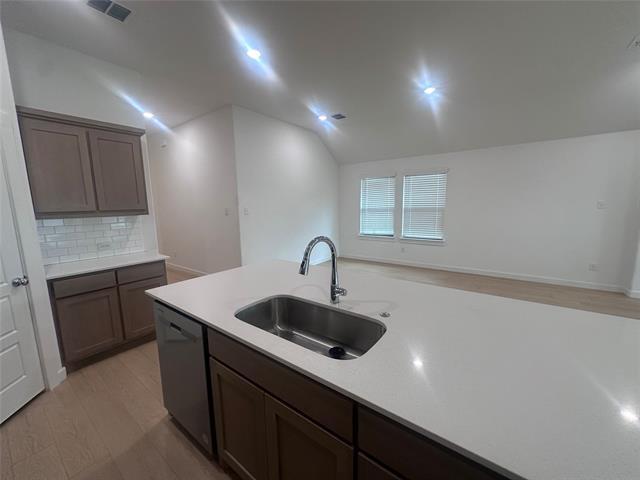 Building Photo - 2816 Foxwood St