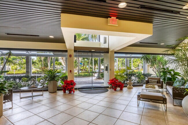 Building Photo - 1930 Harbourside Dr