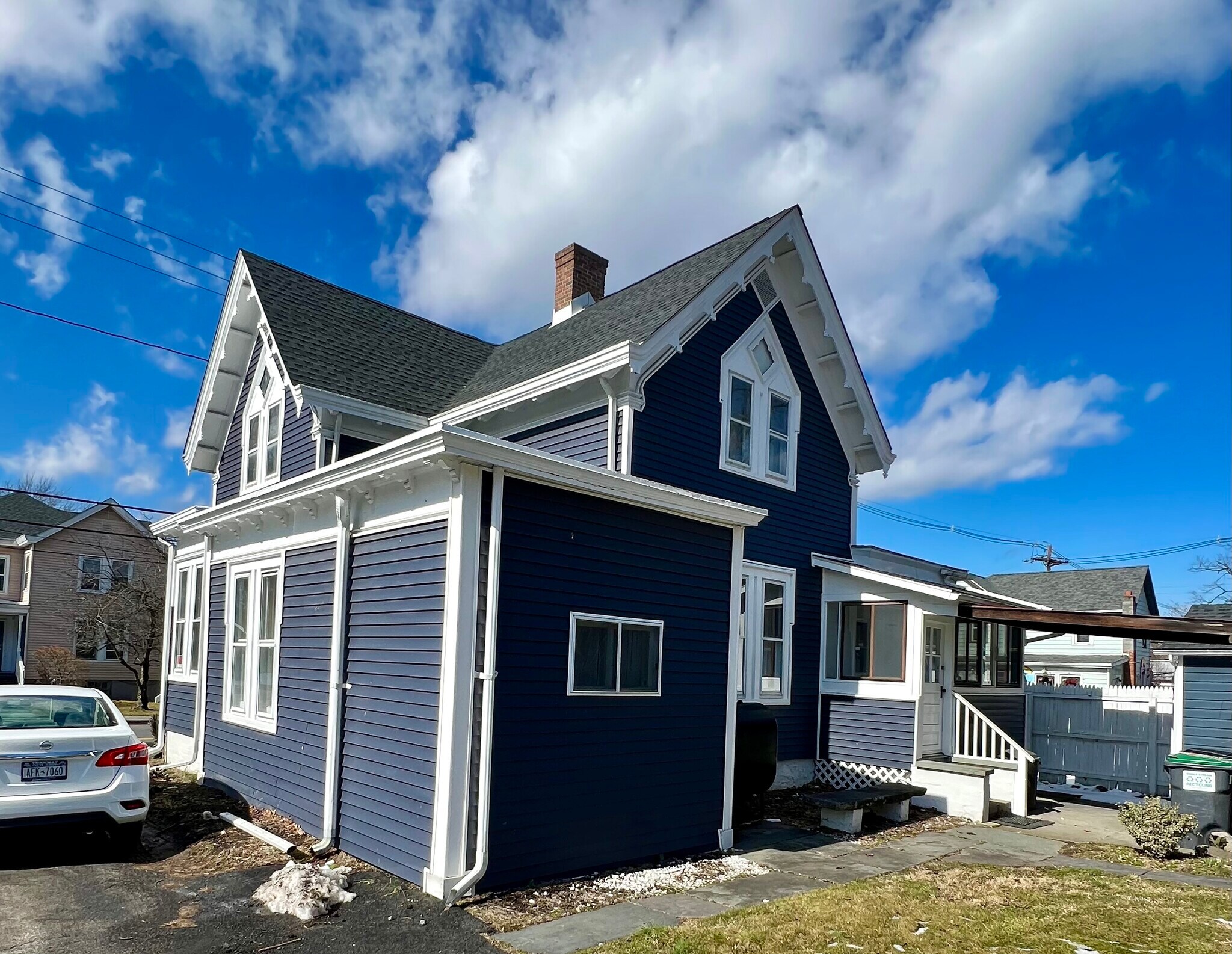 Building Photo - 24 N Chestnut St