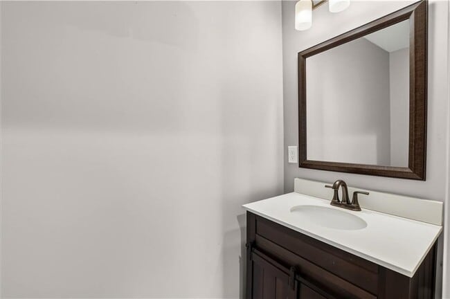 Building Photo - 2866 Belvedere Ln