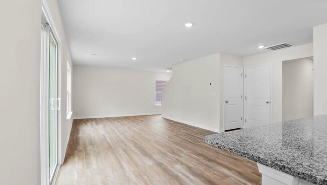 Building Photo - Brand New Spacious Home Move In Ready Now!