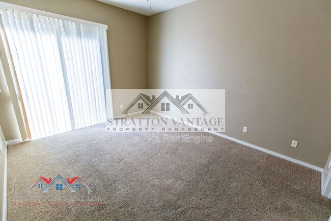 Building Photo - 544 N Alma School Rd