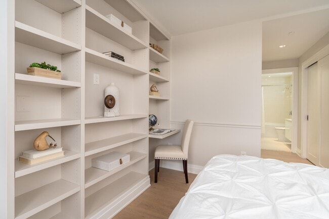 Building Photo - 2501 M St NW