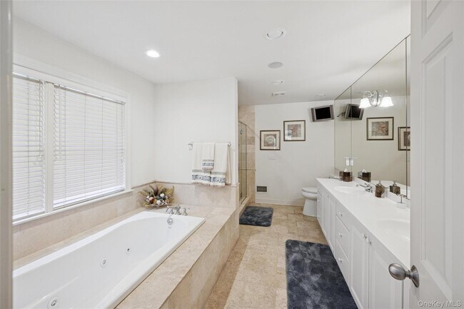 Building Photo - 126 Malloy Dr