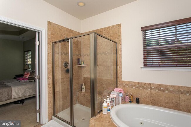 Building Photo - 2515 Baileys Pond Rd