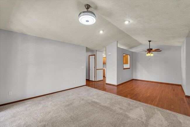 Building Photo - Luxurious & Expansive Duplex in Prime East Bloomington – Your Next Home Awaits!