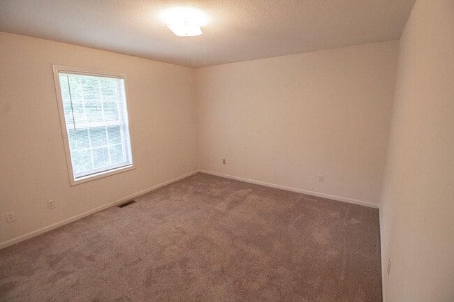 Building Photo - 5200 Tessa Way