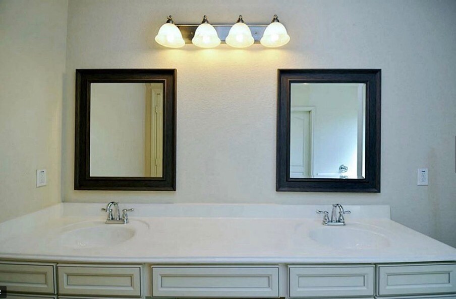 Building Photo - 967 Doire Dr