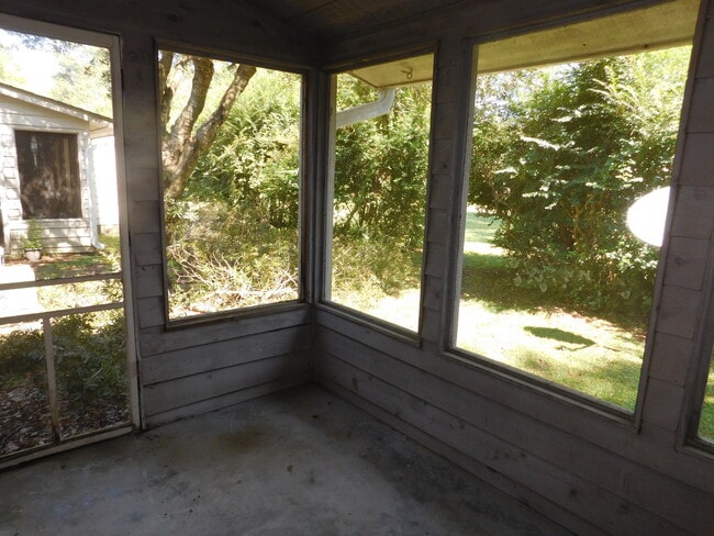 Building Photo - 31 Ohara Dr