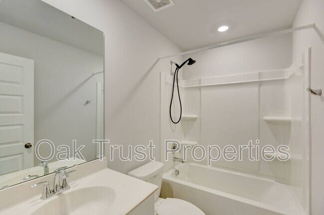 Building Photo - 1063 Fitzgerald Ct