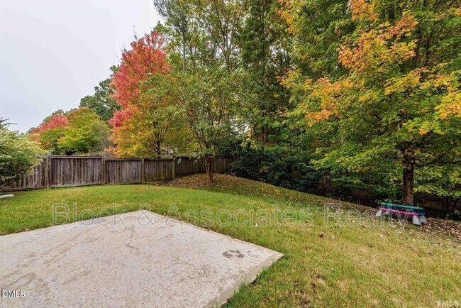 Building Photo - 2101 Addenbrock Dr