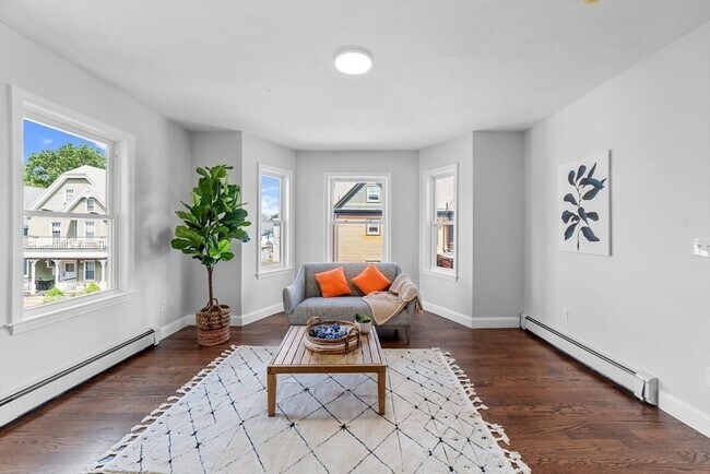 Building Photo - 2 Westerly St