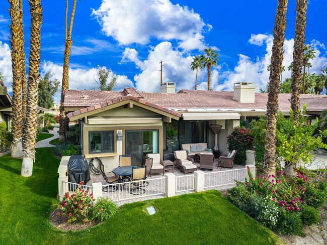 Building Photo - 321 Bouquet Canyon Dr