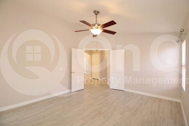 Building Photo - 22633 N Hance Blvd