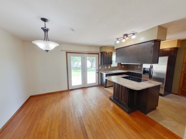 Building Photo - 3BR Andover Home for Rent