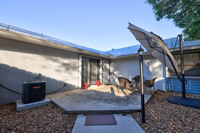 Building Photo - 2910 SW Port St Lucie Blvd