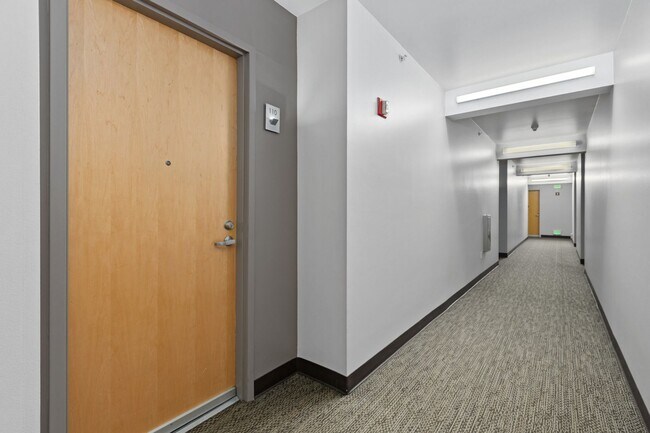Building Photo - Metrome - Ground floor with patio - 1 bedr...