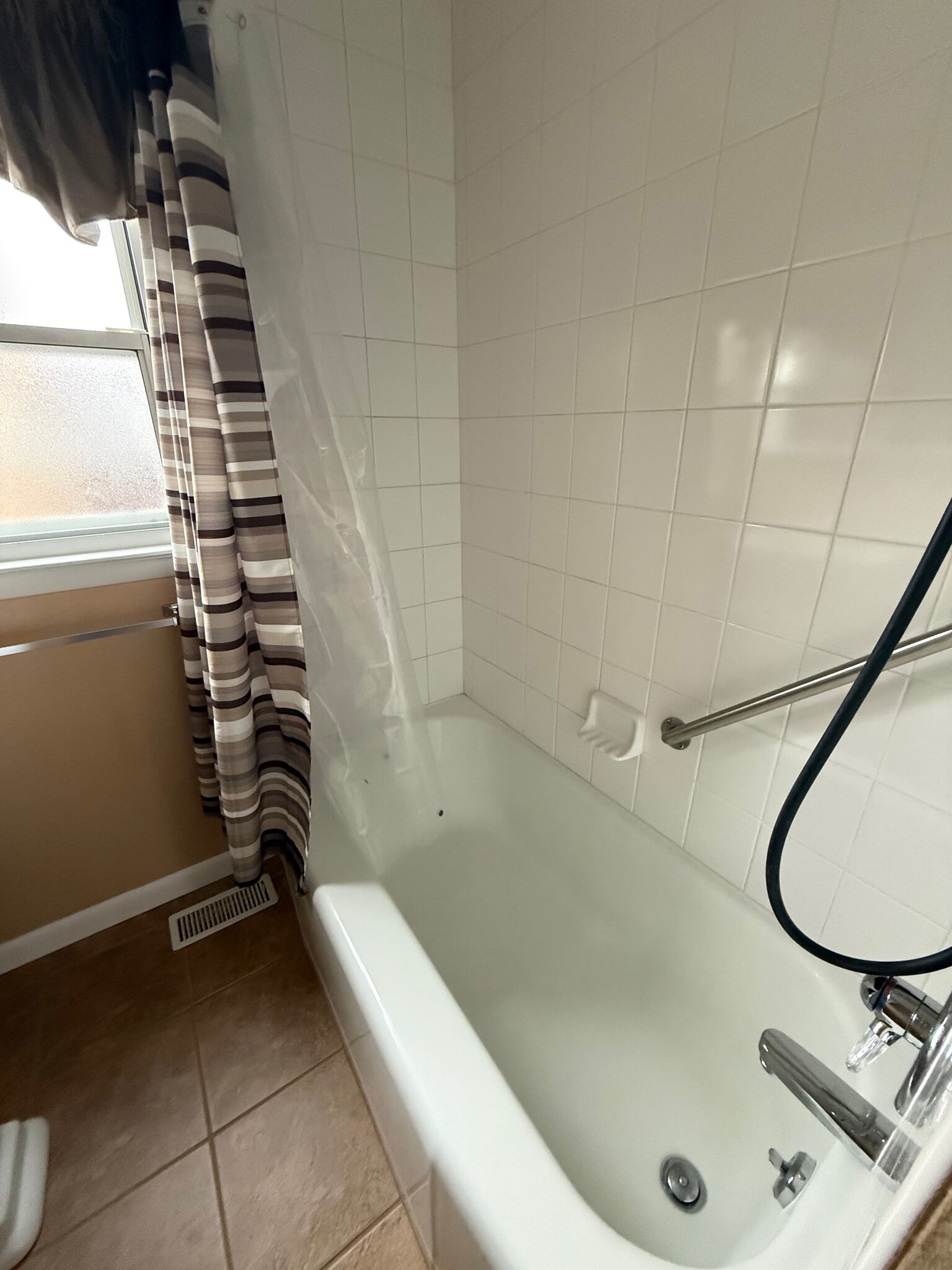 Bathroom - 1601 Crook Ave