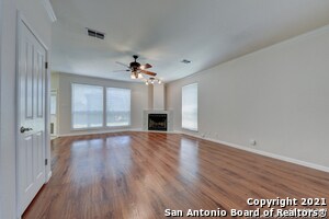 Building Photo - 2403 Enfield Grove Dr